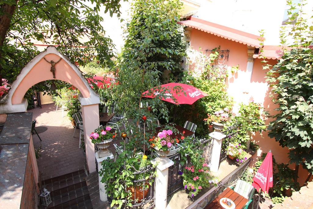 Penzion Kulíšek Znojmo Esterno foto